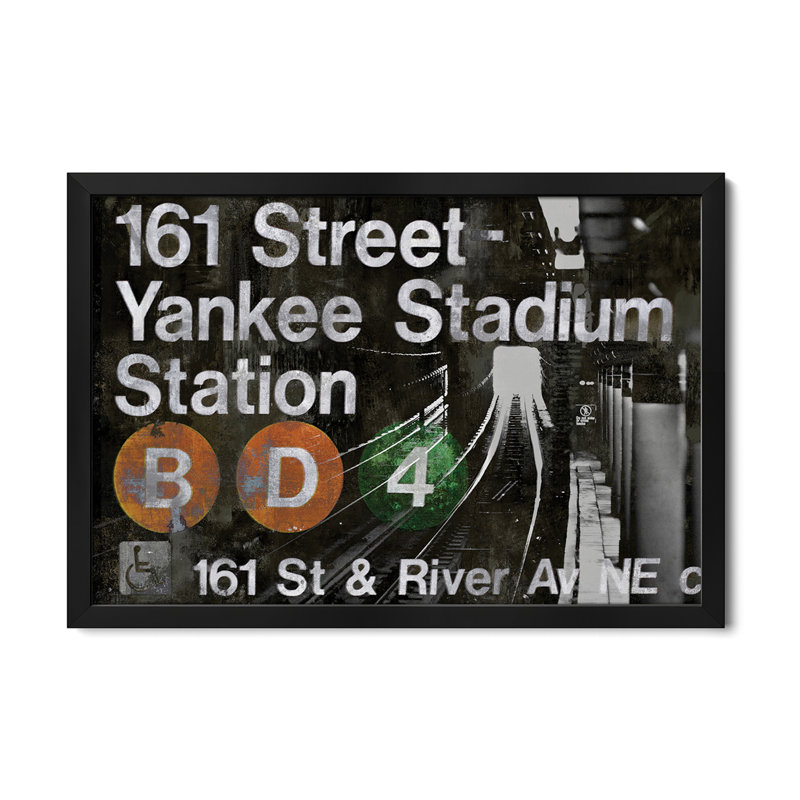 Affiche encadrée de NYC Subway Station II par Luke Wilson, H 16 po x l 24 po