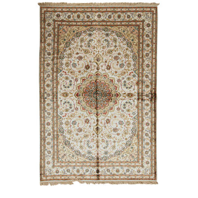 Oriental Area Rug in Ivory