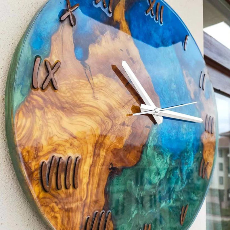 Horloge murale en bois, H 4 po x l 4 po x P 2 po