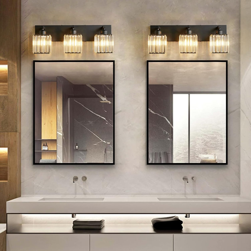Luminaire de salle de bain moderne en cristal - applique murale 3 lumières avec abat-jour en cristal K9 et fabrication en métal durable
