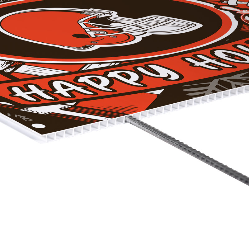 Enseigne de Cleveland Browns, fête