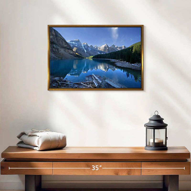 Lac pittoresque de la Moraine, 19 po x 13 po, Cadre flottant doré