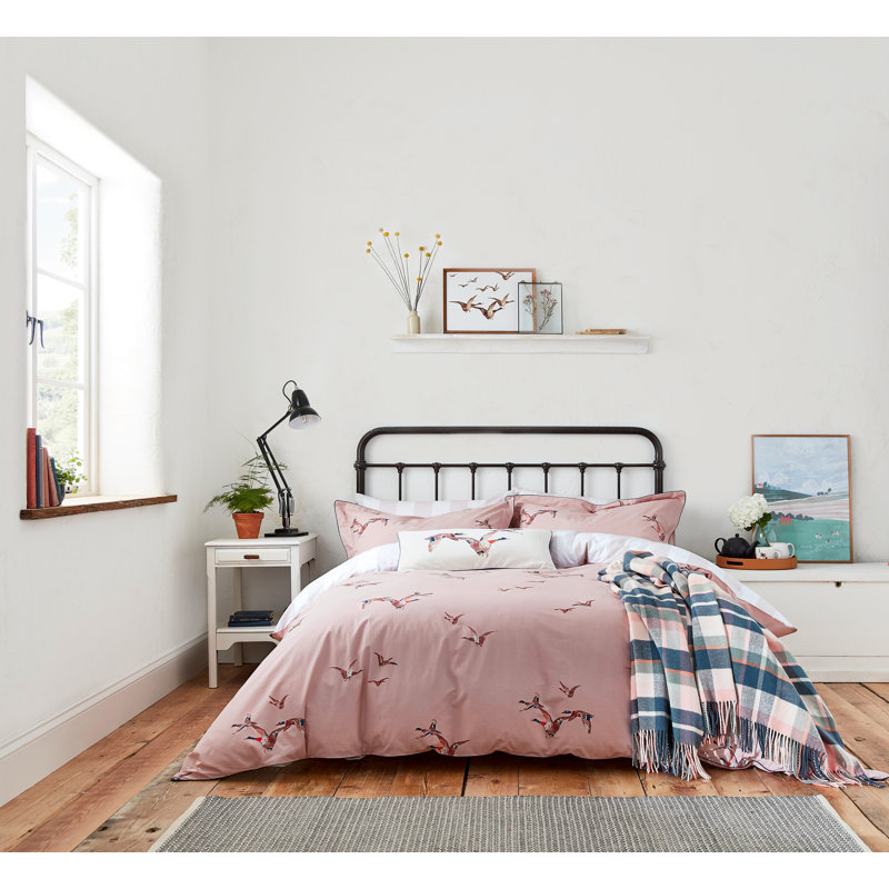 Striped 100% Cotton Pillowcase