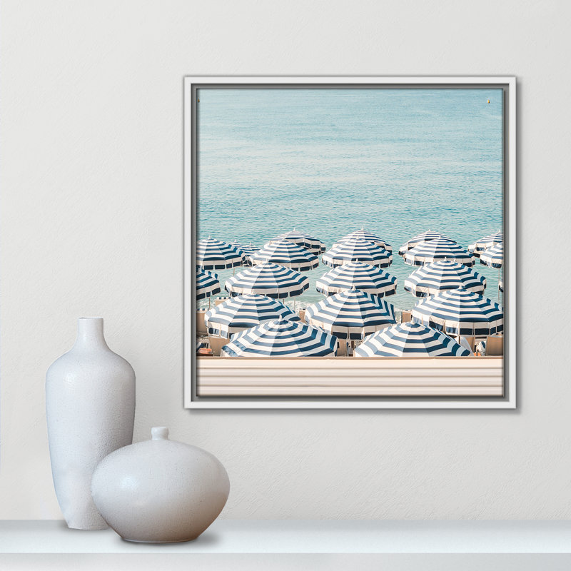 Parasols de plage rayés - version carrée imprimé par , Flotteur blanc, 17.5' W x 17.5' H