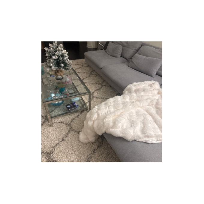 Smoofy Faux Fur Throw Blanket for Couch – Linen Fluffy Cozy Rabbit Fleece, Plush Soft Bubble Blanket for Sofa & Bed, Warm Fuzzy Home Room Decor Throw 50" x 60" - Linen, 60" L x 50" W
