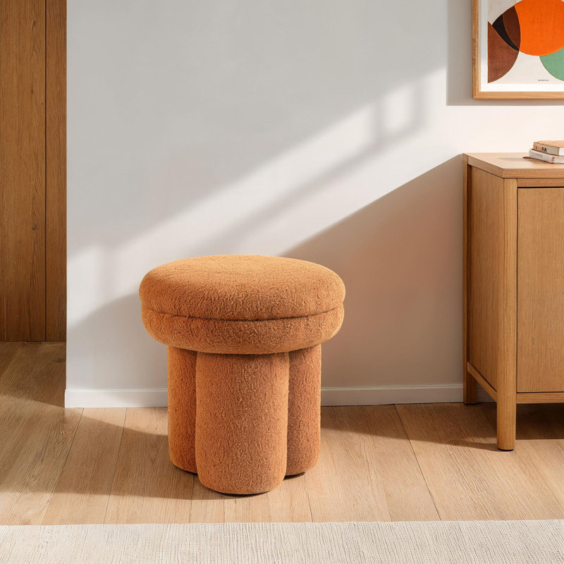 Chaise d'appoint à plateau rond