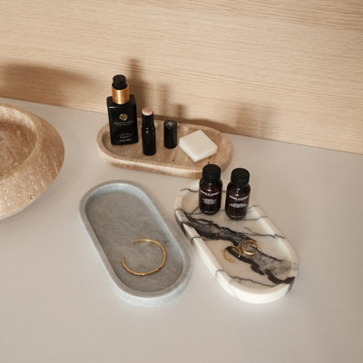 Ensemble de plateau de salle de bain