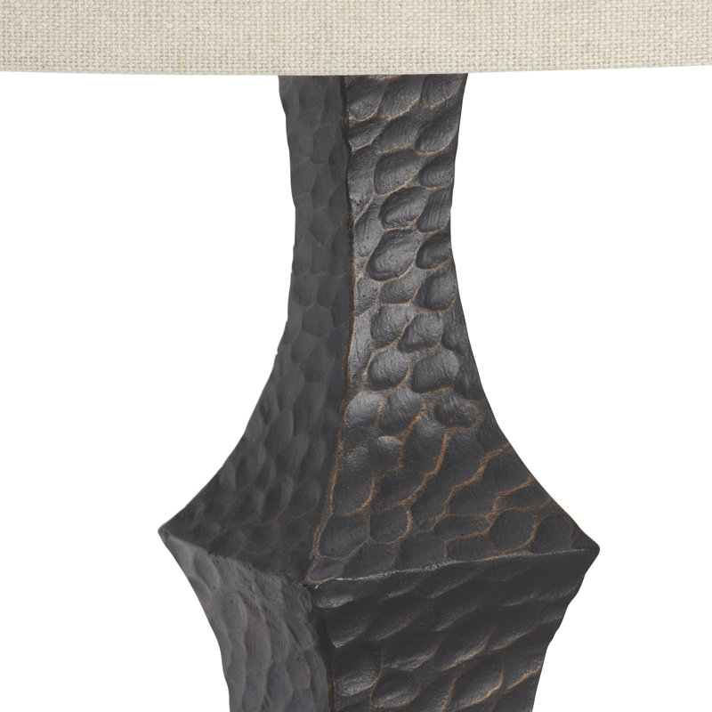Lampe de table 35,75 "en résine avec abat-jour avoine