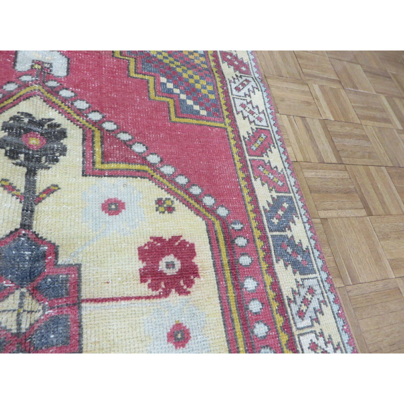Tapis de zone en laine 3 pi 7 po x 6 pi 3 po one-of-kind noué la