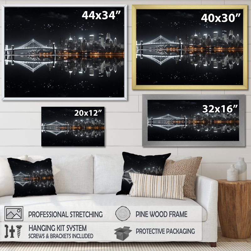 Canada City Glow, reproduction d'art sur toile, H 34 po x l 44 po x P 1,5 po, Or