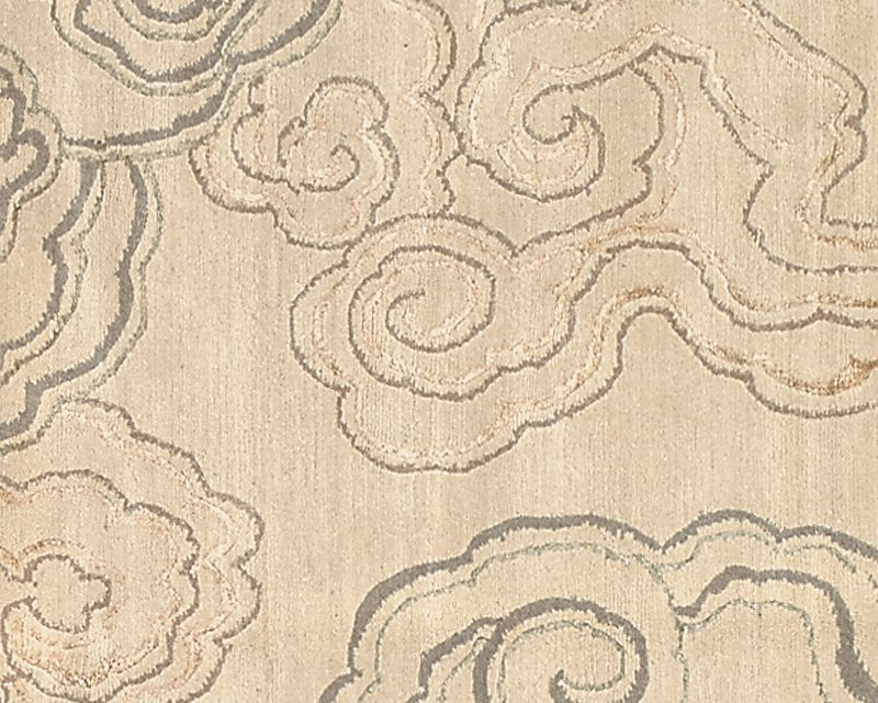 Cloud Floral Area Rug in Beige/Silver/White, Rectangle 6' x 9'