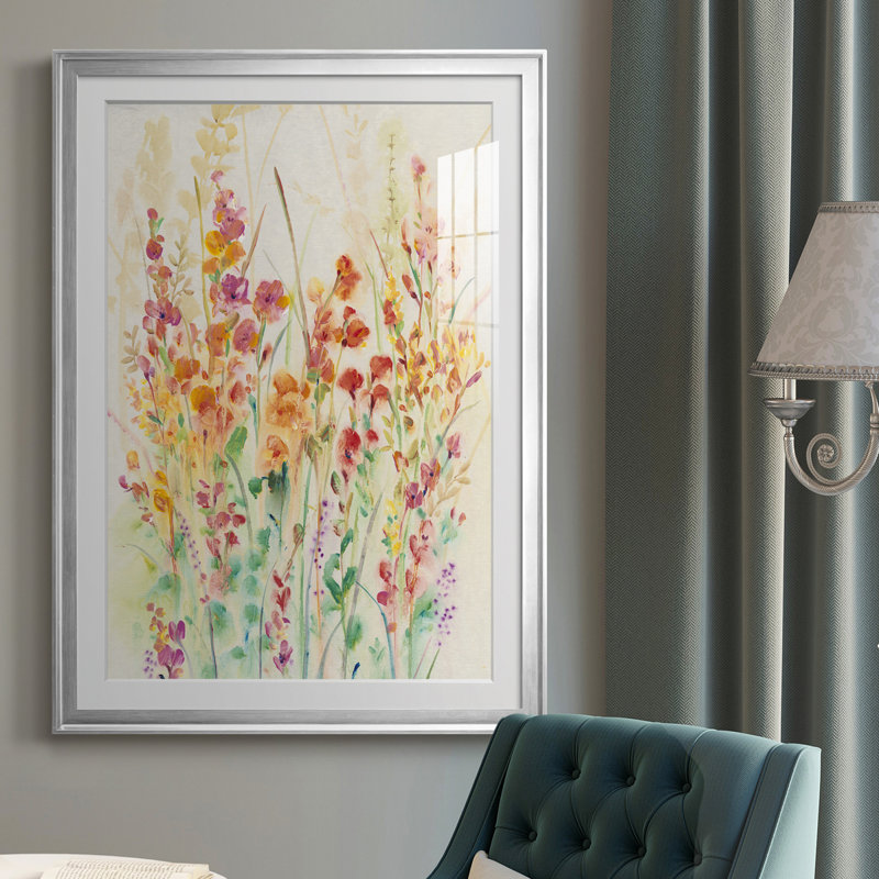 Brillant floral II - imprimé, Cadre argenté, H 30,5 po x l 22,5 po x P 1 po