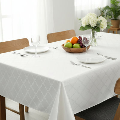 Haight Lattice Tablecloth White 52X70
