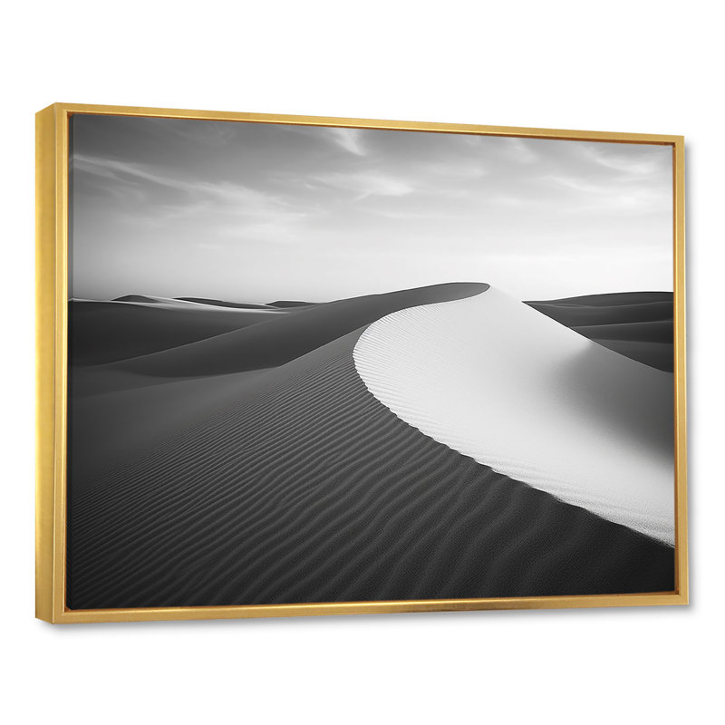Dunes noires et blanches photo IV sur toile, Cadre flottant doré, H 12 po x l 20 po x P 1 po