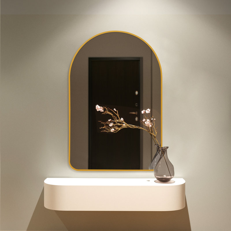 Namah Metal Wall Mirror, Gold