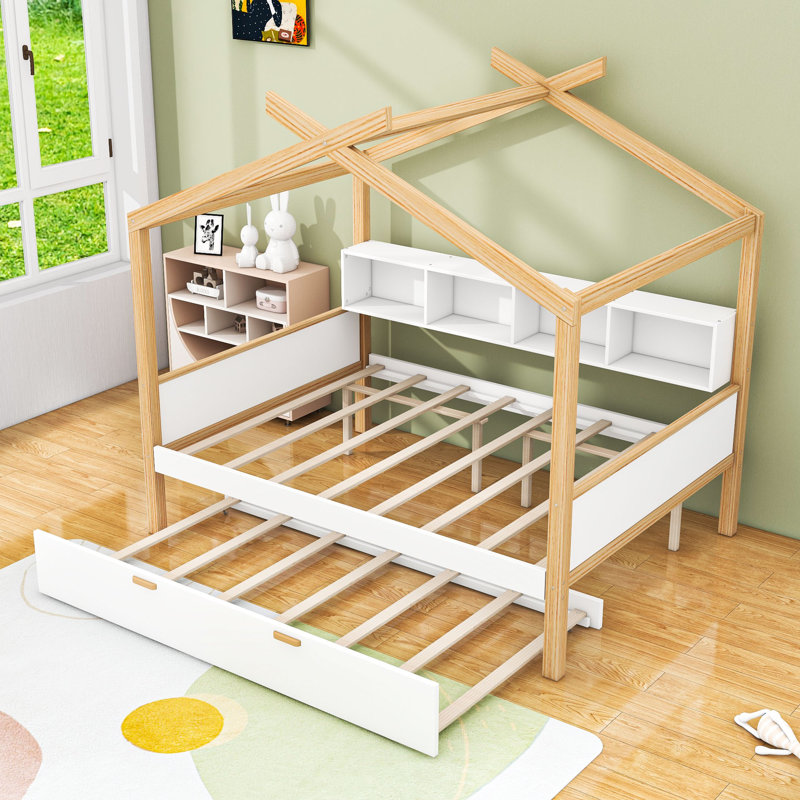 Lit en bois en forme de maison avec lit gigogne escamotable et tablettes intégrées, Double