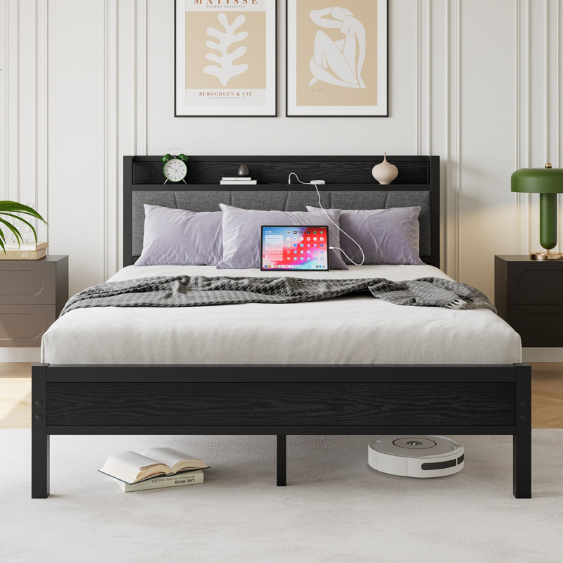 Structure de lit grand format avec tête de lit, USB et station de charge intégrée, bois massif et métal, aucun sommier requis