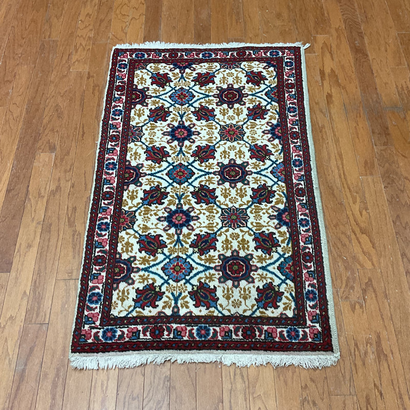 Handmade Varamin Wool Rug