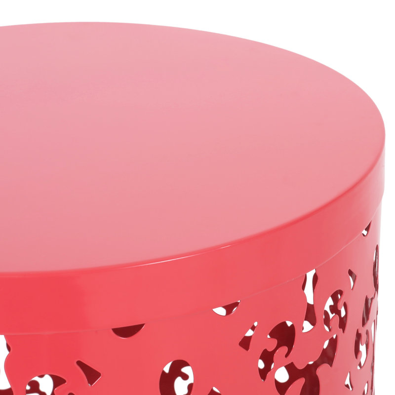 Élégantes tables de bout en métal S / 2, conception florale taillée en fer, couleur corail, structure thermolaquée, sans assemblage, l 13,75 po x P 13,75 po et H 11,75 po, P 11,75 po, H 15,75 po