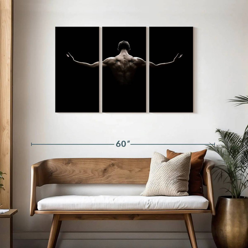 Senne Muscular Back, 28" H x 45" W