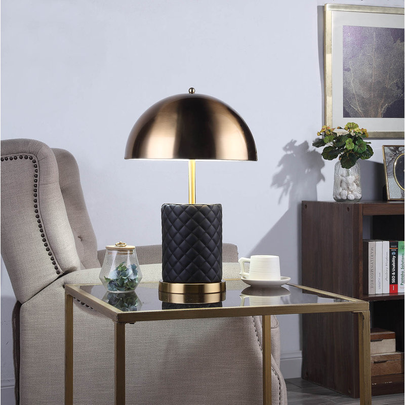 Lampe de table en métal Veroana, Laiton, Noir