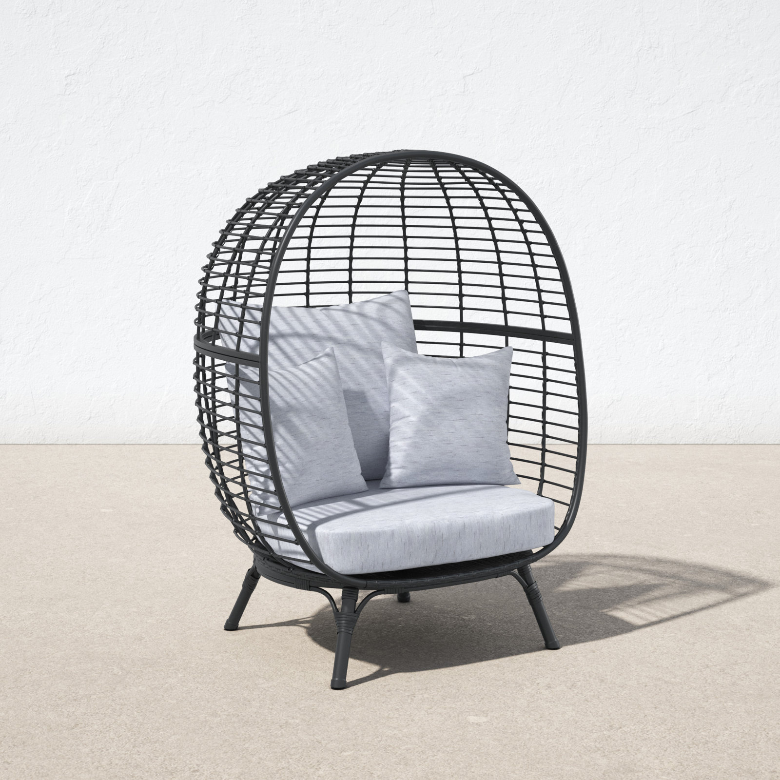 Metal Outdoor Lounge Chair