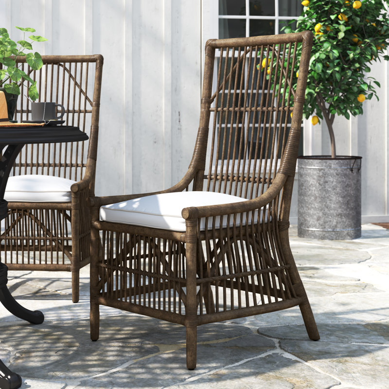 Chaise d'appoint en osier / rotin à dossier Barkley, Gris