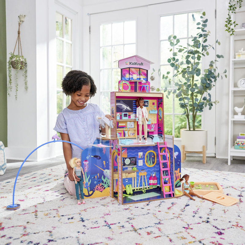 2-in-1 Beach & Rescue Center Dollhouse