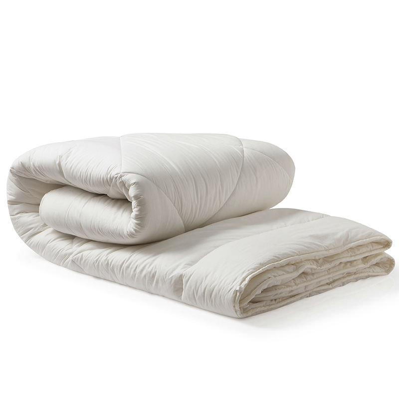Très grand confort pour une solution en duvet synthétique toutes saisons, Très grand