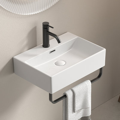 Lavabo de salle de bain compact en céramique, conception murale moderne avec porte-serviettes
