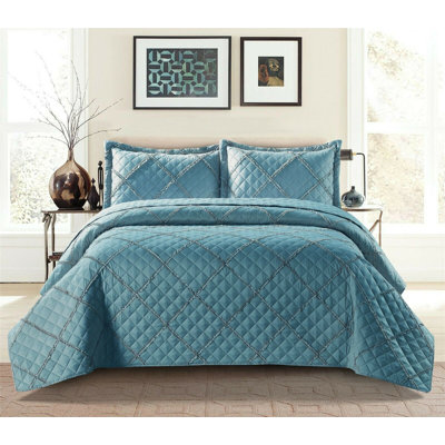 Gatcombe Microfibre Bedspread Set