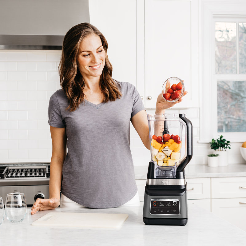 Ninja Black Stainless Steel 72-oz Countertop Blender with Variable Speed