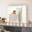 Miroir de maquillage avec lumière