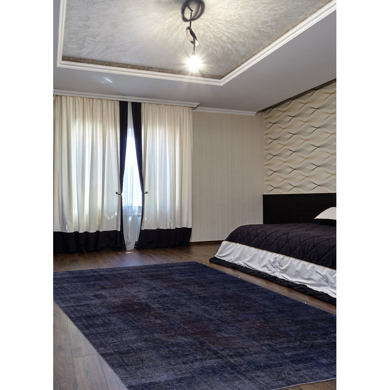 Tapis bleu marine à transition de couleur 9 pi 10 po x 12 pi 4 po