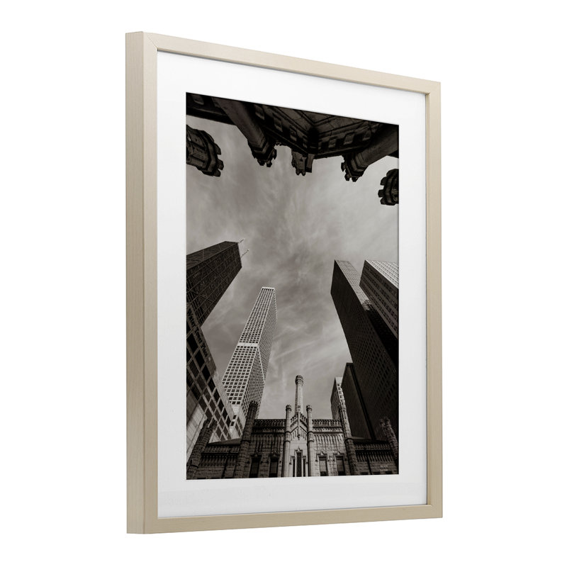 «Chicago Skyline Worm's Eye View», reproduction encadrée sous verre, conception de Nathan Larson, H 21 po x l 17 po