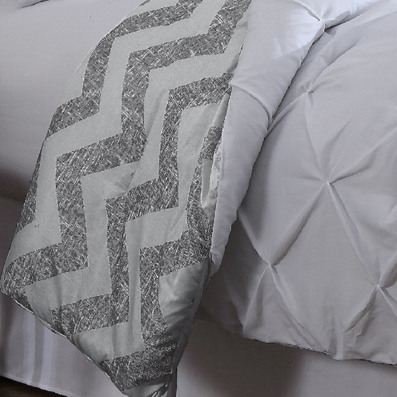 Polyester Comforter, Queen Comforter + 6 Additional Pieces, White