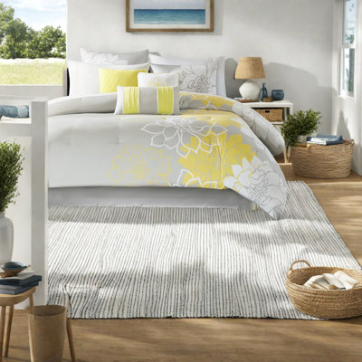 Modern Floral Bedding Sets, Polyester Hypoallergenic Comforter King, Home Decor