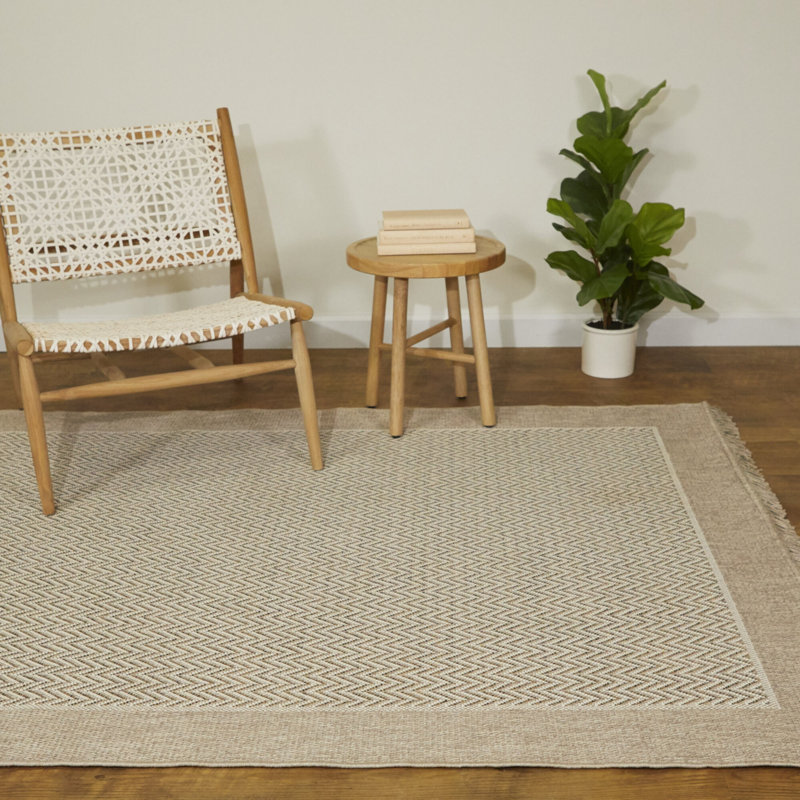 Wymer Beige/Ivory Chevron Border Indoor/Outdoor Area Rug, Rectangle 5'3" x 7'3"