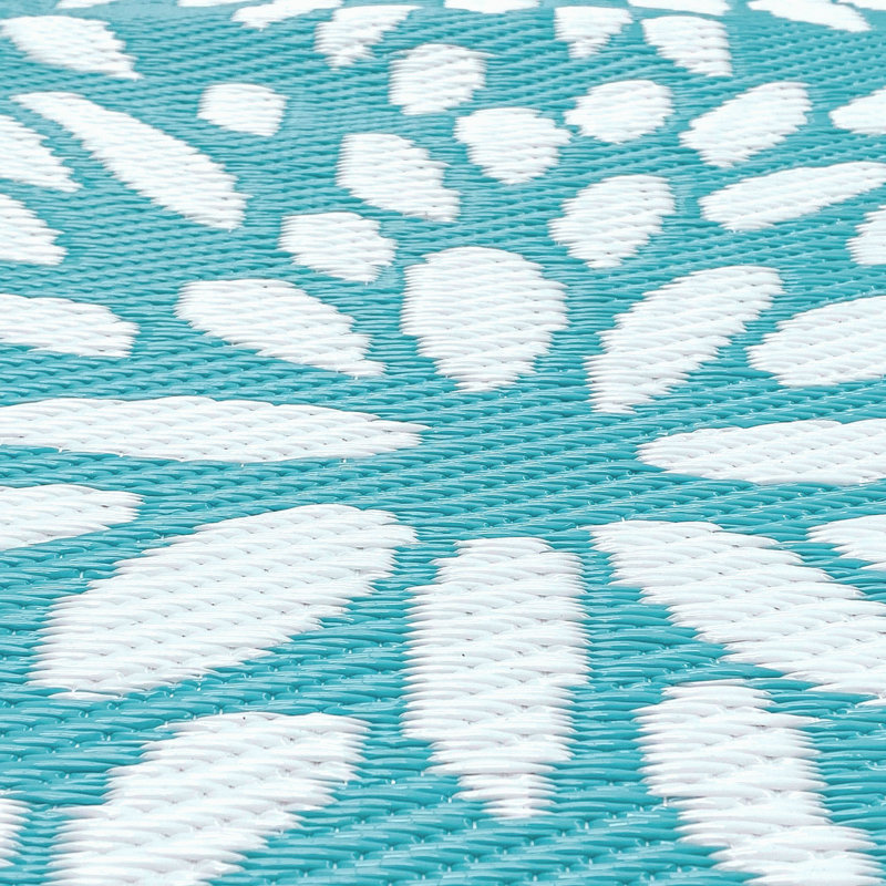 Tapis d'intérieur / extérieur à motif floral turquoise / blanc Wendy, Rectangle 5 pi 11 po x 8 pi 10 po