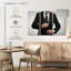 Sh Shoresworth en costume d'affaires-108100700