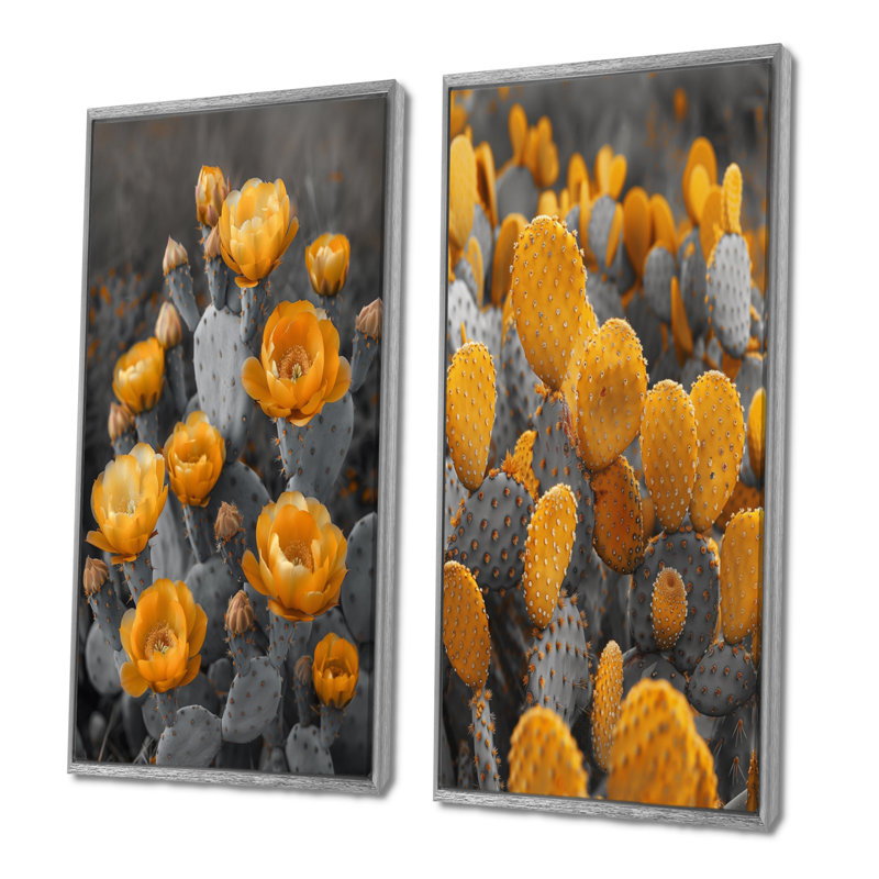 Cactus monochrome jaune gris fleurs du désert I - ensemble de 2 pièces d'art mural, Encadrement argenté, H 28 po x l 24 po