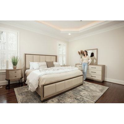 Rio Vista - Upholstered Bed - Queen - Muted Earth Tones and Clay Finish - Grey Upholstery