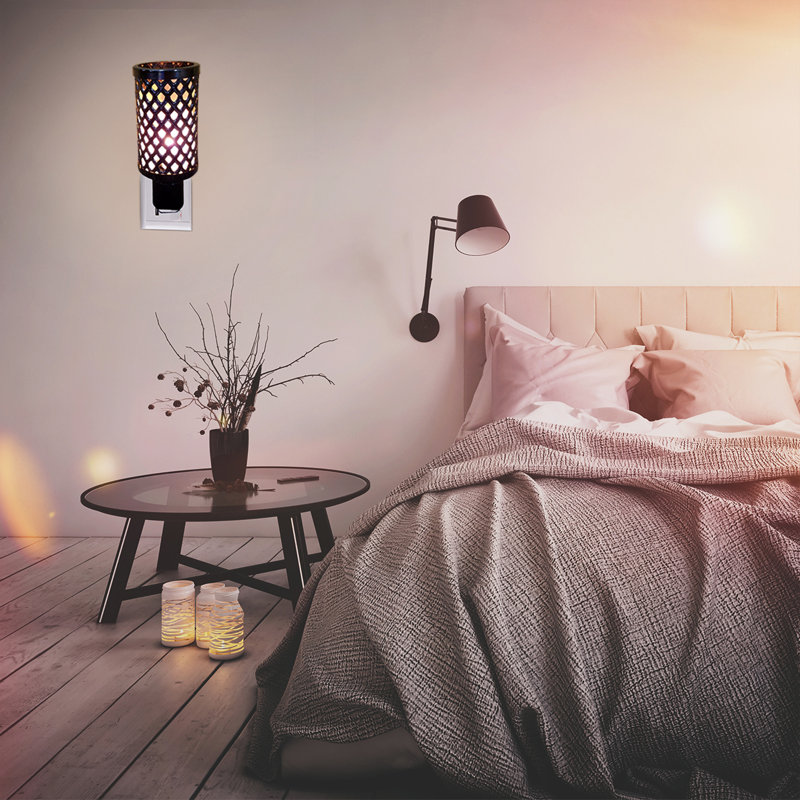 Himalayan Glow Knitted Salt Night Light