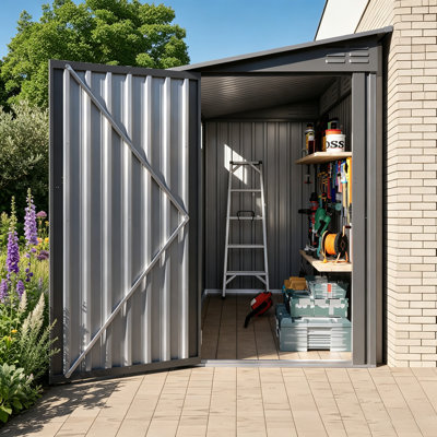 Abri de jardin adossé en métal de 1,20 m x 2,75 m, résistant aux intempéries, en acier galvanisé, avec toit en pente, 2 aérations et porte latérale verrouillable, construction de rangement polyvalente pour terrasse ou jardin.