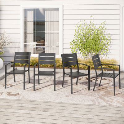 Chaise de patio empilable