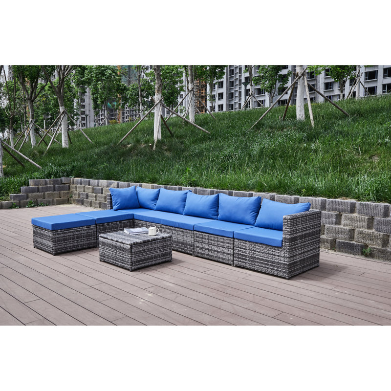 Patio avec coussins - Créez un coin extérieur douillet. Fabrication en acier thermolaqué. Pe In Handwoven Eau - Housses de coussin bleues et grises. Idéal pour la cour, la terrasse, le patio ou le porche