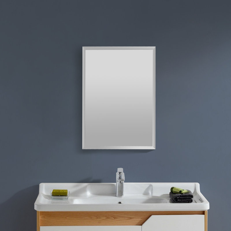 Armoire à pharmacie avec porte miroir et tablettes réglables en verre Adelita, 24 po x 12 po x P 3,75 po, Satin