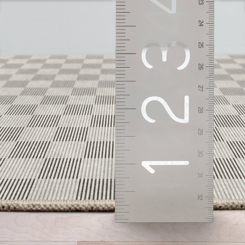Kehr Summit Brown Geometric Flatwoven Rug – Easy Clean & Durable, Rectangle 7'3" x 5'3"