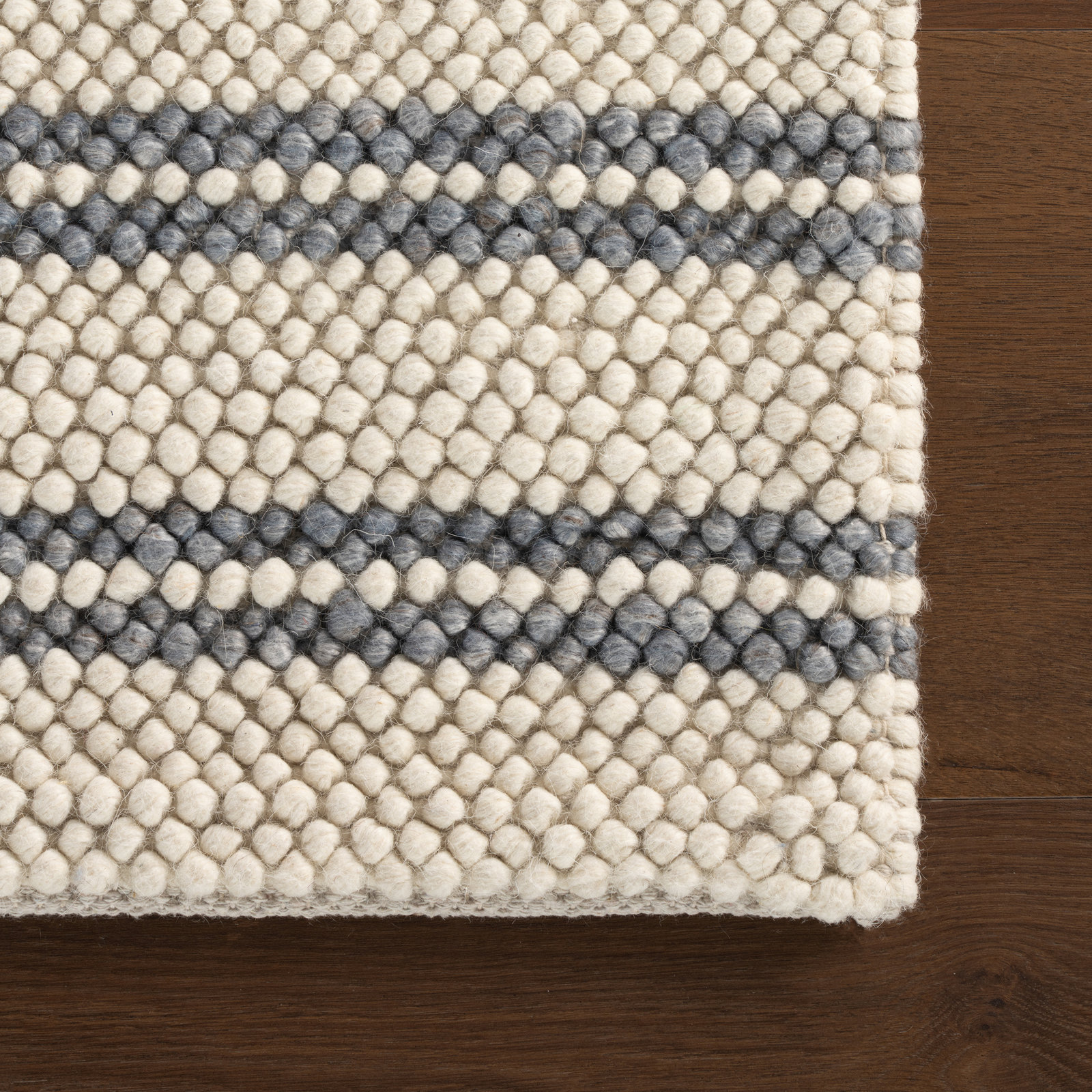 Venit Hand-Hooked Striped Farmhouse Rug, Rectangle 6' x 9'