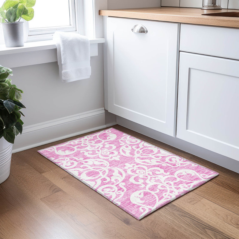 Chayden Washable Damask Indoor / Outdoor Rug, Rectangle 1'8" x 2'6"